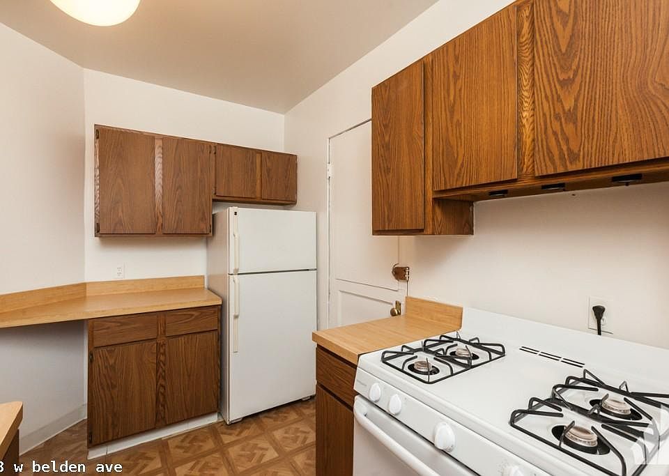 1st image of 428 W Belden Ave #1128