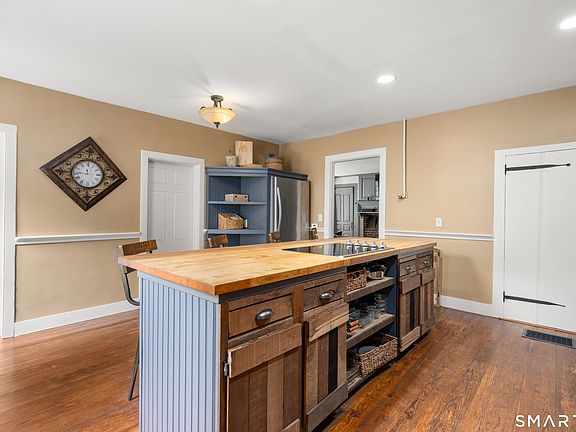 5th image of 169 Whisconier Road