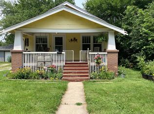 806 W Daniel St, Champaign, IL 61820