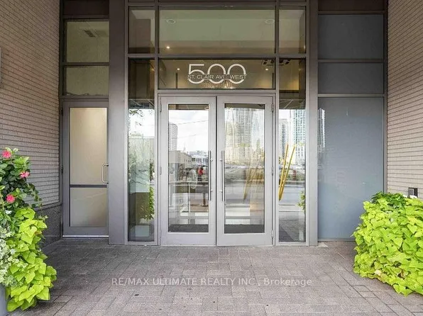 500 Saint Clair Ave W, Toronto, ON