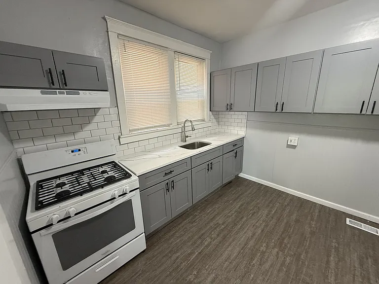 231 Parker Ave #A — Photo 10