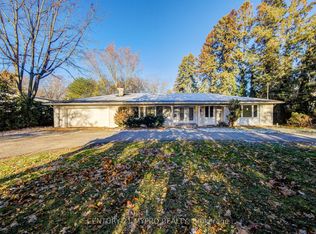 2417 Mississauga Rd, Mississauga, ON L5H 2L4