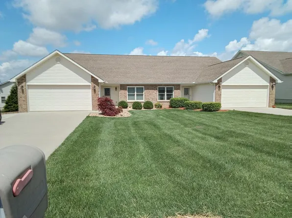 21 Woodgate Ln, Crossville, TN 38571