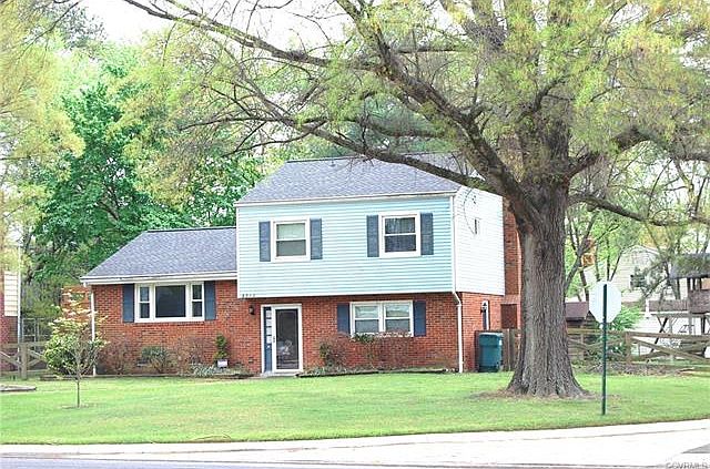 1st image of 2719 Terry Dr