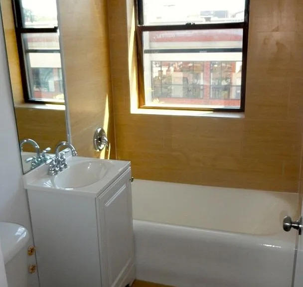 El Howard LLC — Photo 8