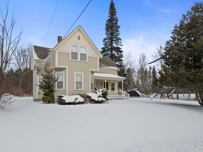 33 School Street, Rangeley, ME, 04970