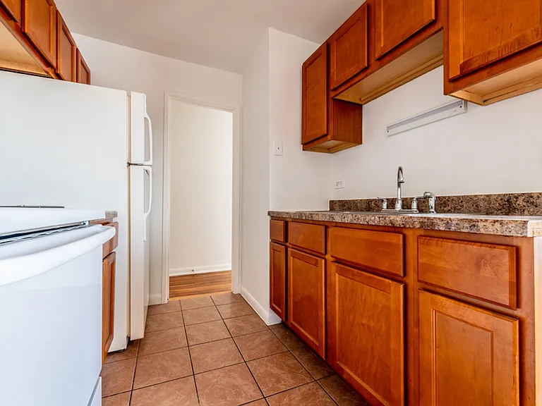 8326 S Ellis Ave — Photo 12