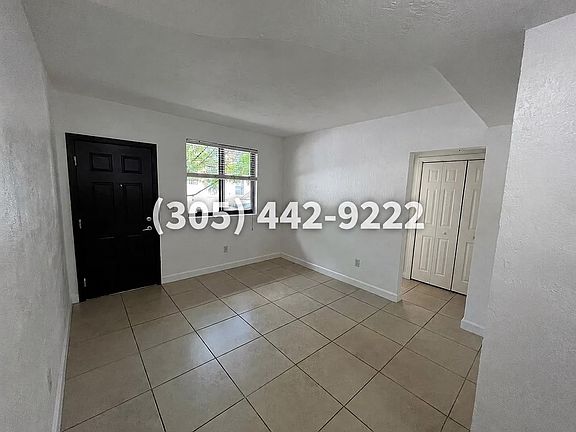 3rd image of 421 SW 6th St #7