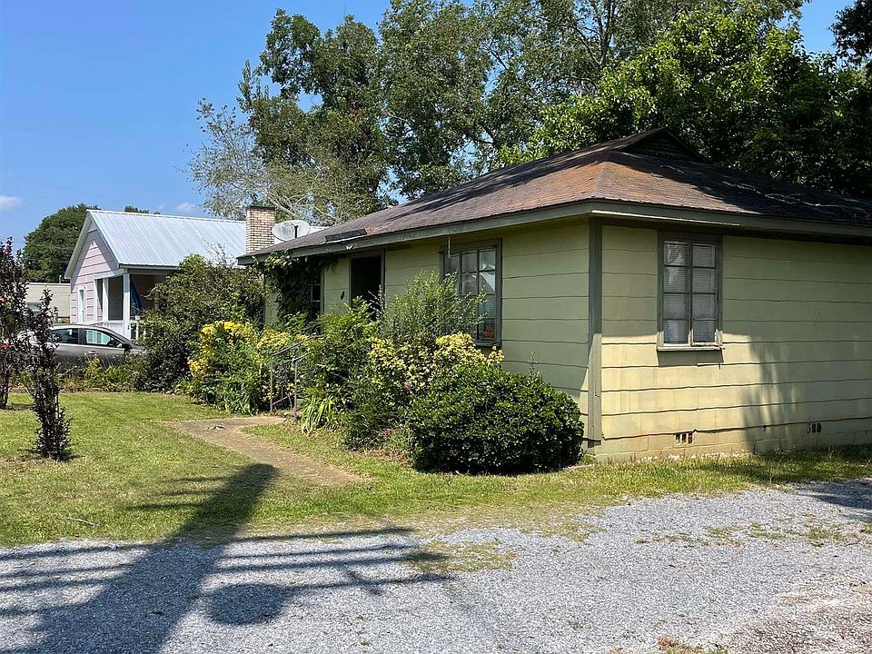 2nd image of 16 N Elm Ave