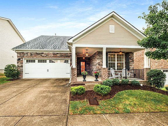 2nd image of 2820 Whitebirch Dr
