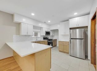 4942 N Sheridan Rd #7, Chicago, IL 60640