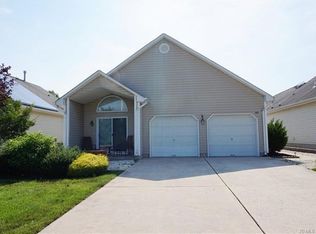 49 Highland Dr, Manahawkin, NJ 08050