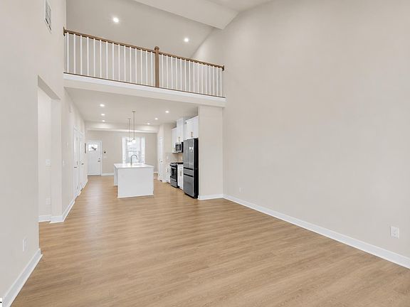 4th image of 31 Moss Hollow Way