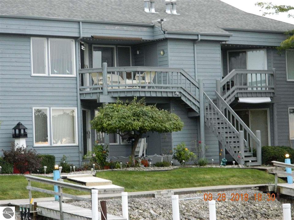 1st image of 3074 E Midshipman Dr
