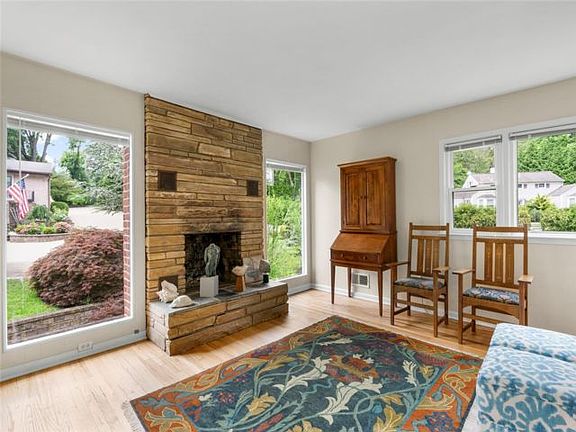 5th image of 50 Puritan Dr