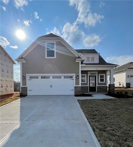 31 Halsey St, Central, SC, 29630