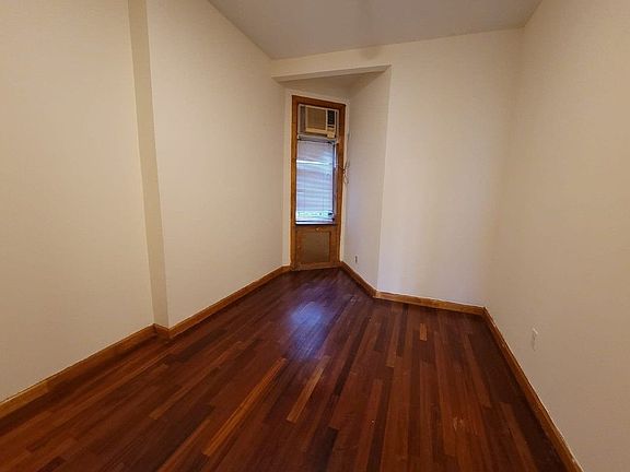 4th image of 250 W 78th St APT 5DF