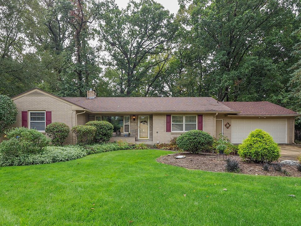 1st image of 1715 Meadowbrook Ln
