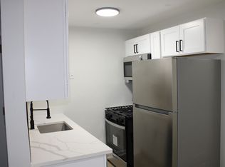 327 E Browning Rd APT C2, Bellmawr, NJ 08031