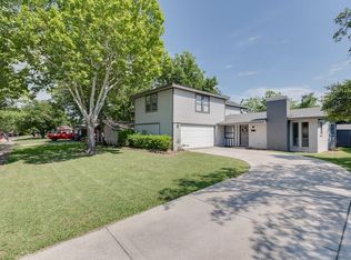 3040 Satsuma Dr, Dallas, TX 75229