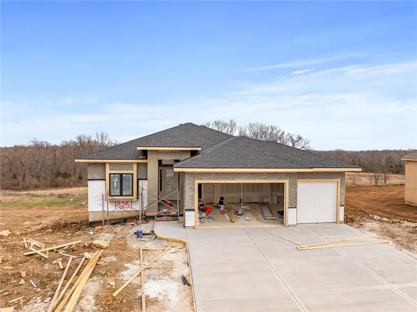 14251 S Houston St, Olathe, KS 66061