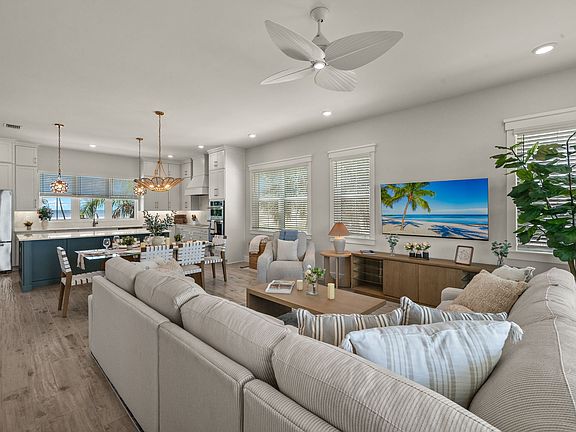 Large family gatherings perfect in this Luxury Beach House