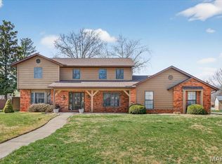 1005 Greentrail Ct, O Fallon, IL 62269