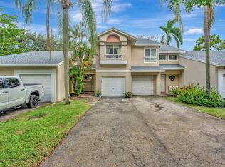 1952 Discovery Cir E, Deerfield Beach, FL 33442