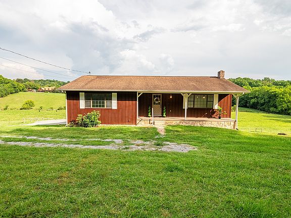 2nd image of 4635 Warrensburg Rd