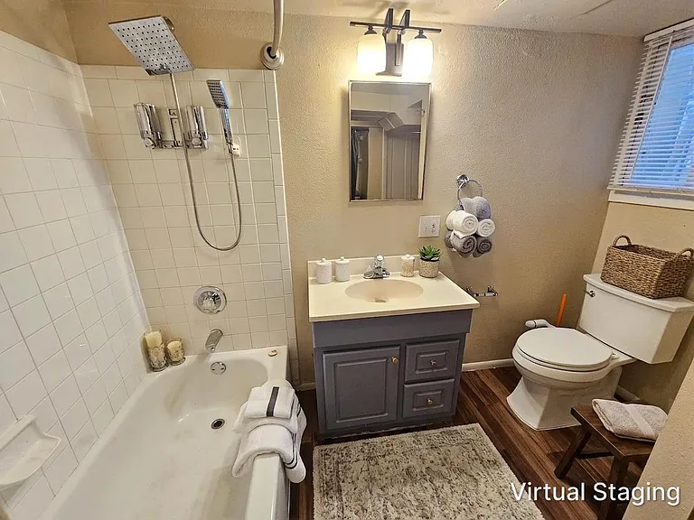 1445 N Quitman St #B — Photo 5
