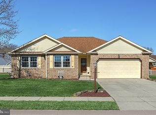 51 Commanche Trl, Hanover, PA 17331