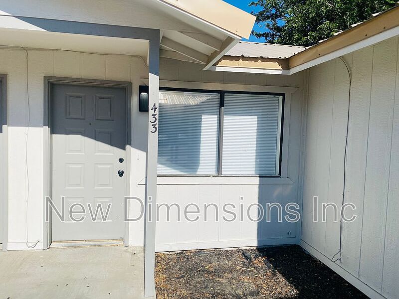 1st image of 433 Timothy Way