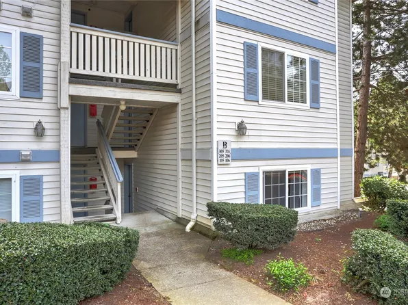 949 Aberdeen Avenue NE #B106, Renton, WA 98056
