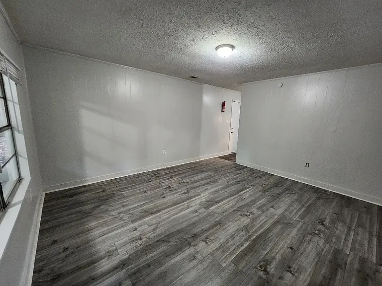 506 Romine Ct — Photo 12
