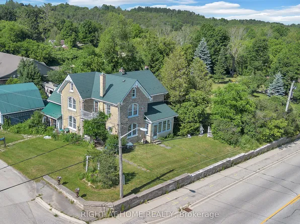 402 Lambton St E, West Grey, ON N0G 1R0