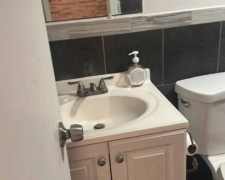 6 Adams St #1 — Photo 9