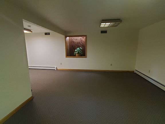 5th image of 1360 Indian Hills Dr