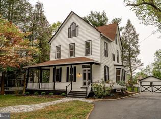 19 E Cedar Ave, Merchantville, NJ 08109