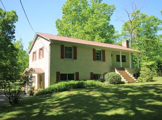 112 Lone Wolf Trl, New Canton, VA 23123