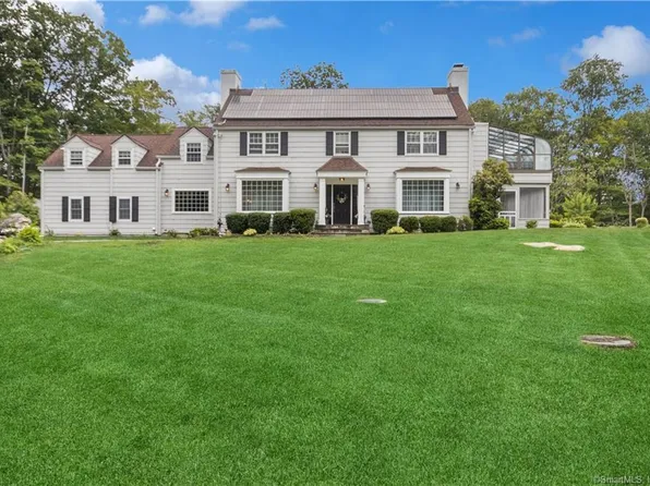 50 Stone Hill Drive, Stamford, CT 06903