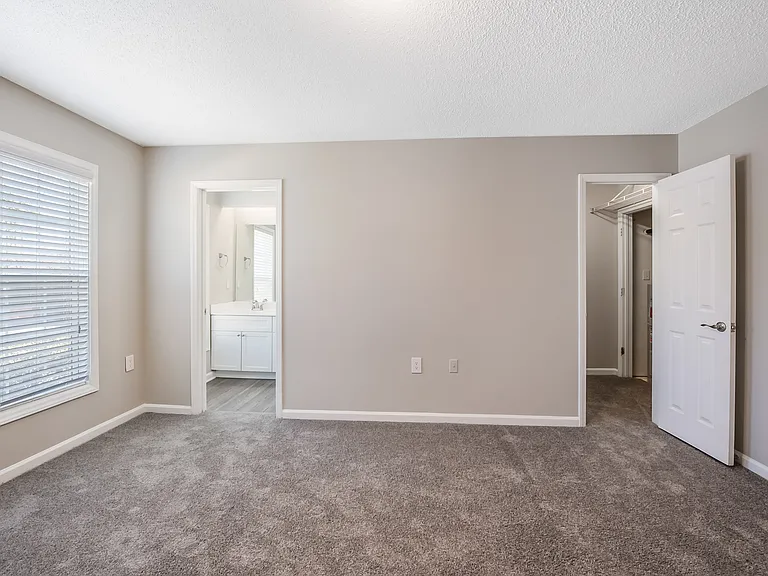 Summerlyn Place — Photo 68