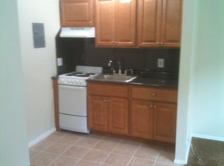 453 Glenbrook Rd #B-2, Stamford, CT 06906