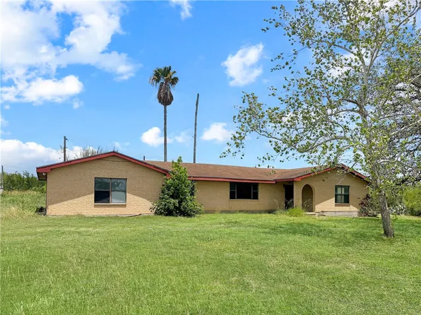 2871 Carr Rd, Beeville, TX 78102