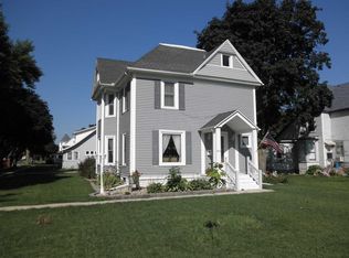 403 N 7th St, Osage, IA 50461