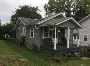 1027 W Dorothy Ln, Dayton, OH 45409