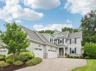 7412 Villa Rdg, Chagrin Falls, OH 44023