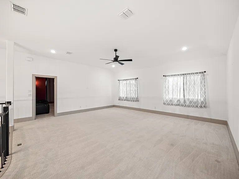 12189 Diamond Creek Dr — Photo 22