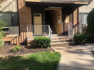 1043 Cricket Ln #1043, Woodbridge, NJ 07095