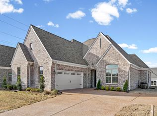 2955 Molly Cv, Nesbit, MS 38651