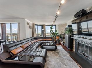 2110 Harmon Cove Tower, Secaucus, NJ